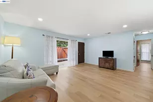 5649 Evergreen Terrace, Fremont, CA 94538 - Photo 7