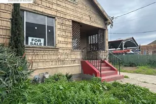 1024 50th Ave, Oakland, CA 94601 - Photo 5