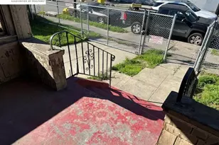 1024 50th Ave, Oakland, CA 94601 - Photo 27