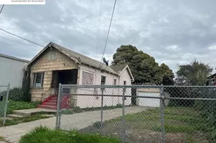 1024 50th Ave, Oakland, CA 94601 - Photo 3