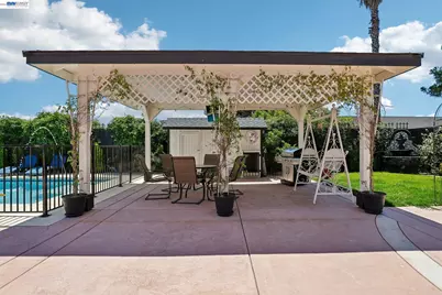 2386 Interlaken Ct, Lodi, CA 95242 - Photo 57