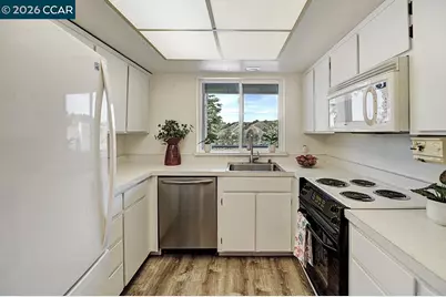 1501 Ptarmigan Dr #6B, Walnut Creek, CA 94595 - Photo 15