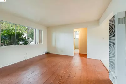 905 24th St, Oakland, CA 94606 - Photo 7