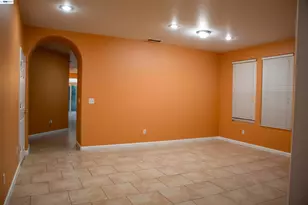 10409 Pebble Run Ln, Stockton, CA 95209 - Photo 3