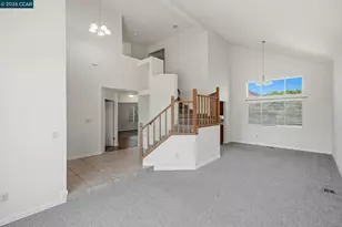 6033 Lakeview Cir, Fairfield, CA 94534 - Photo 7