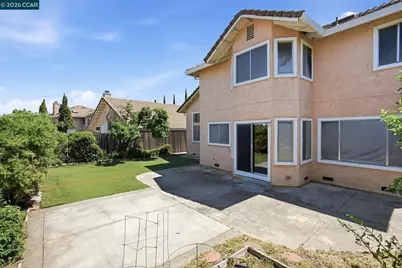 6033 Lakeview Cir, Fairfield, CA 94534 - Photo 57