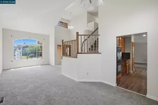 6033 Lakeview Cir, Fairfield, CA 94534 - Photo 11