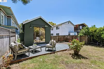 1349 Hearst Ave, Berkeley, CA 94702 - Photo 23