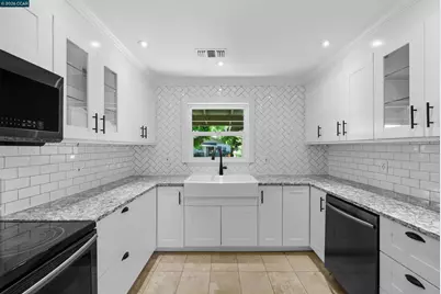 273 Solano Lane, Vacaville, CA 95688 - Photo 13