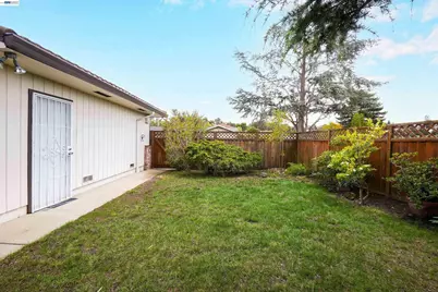 3787 Oakes Dr, Hayward, CA 94542 - Photo 67