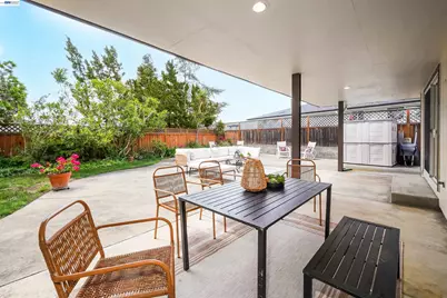 3787 Oakes Dr, Hayward, CA 94542 - Photo 61