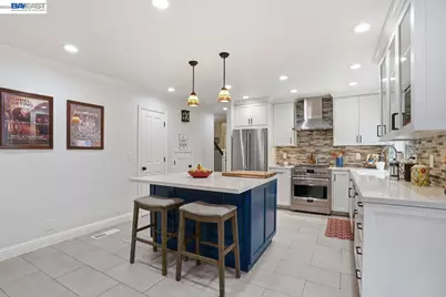 4231 Dubhe Ct, Concord, CA 94521 - Photo 11