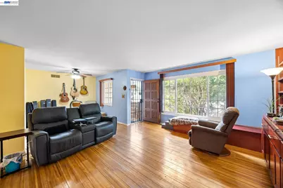 357 Perkins Dr, San Lorenzo, CA 94541 - Photo 5