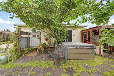 357 Perkins Dr, San Lorenzo, CA 94541 - Photo 27