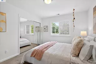 192 Mayhew Way, Walnut Creek, CA 94597 - Photo 17