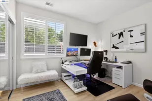 192 Mayhew Way, Walnut Creek, CA 94597 - Photo 9