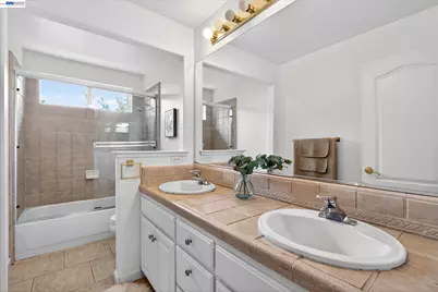 192 Mayhew Way, Walnut Creek, CA 94597 - Photo 29