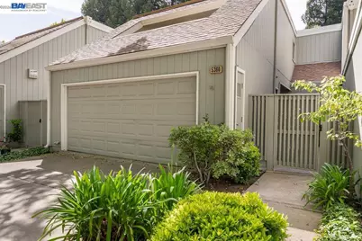 5360 Brookside Ct, Pleasanton, CA 94588 - Photo 1