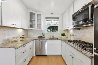 14564 Wake Ave, San Leandro, CA 94578 - Photo 9
