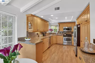 531 Silver Lake Dr, Danville, CA 94526 - Photo 13