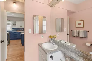 4025 Webster St, Oakland, CA 94609 - Photo 21