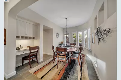 9385 Pinehurst Dr, Roseville, CA 95747 - Photo 15