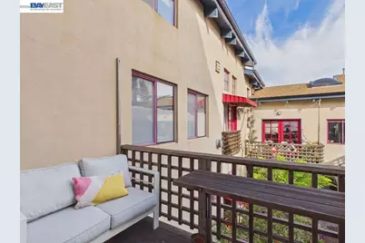 2932 Filbert St #2, Oakland, CA 94608 - Photo 11