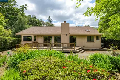 112 Richard Ln, Walnut Creek, CA 94595 - Photo 11