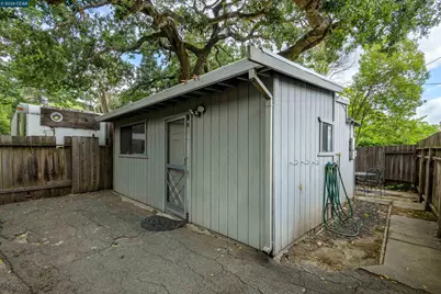 120 Richard Ln, Walnut Creek, CA 94595 - Photo 9