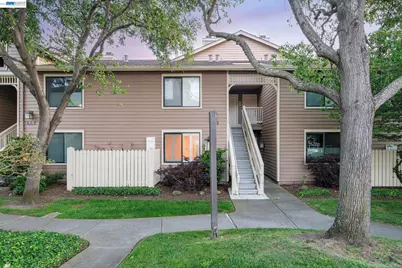 197 Lakeshore Ct, Richmond, CA 94804 - Photo 3
