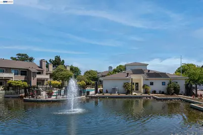 197 Lakeshore Ct, Richmond, CA 94804 - Photo 37