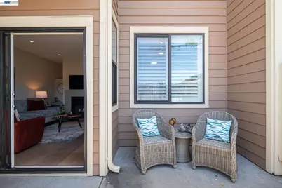 197 Lakeshore Ct, Richmond, CA 94804 - Photo 13