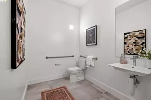 1545 32nd St, Oakland, CA 94608 - Photo 15