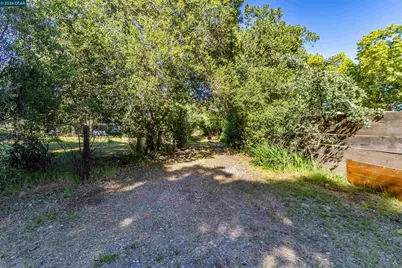 19317 Olive Ave, Sonoma, CA 95476 - Photo 3