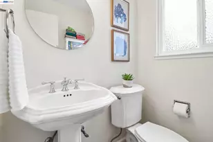 3113 Creekmore Way, San Jose, CA 95148 - Photo 35