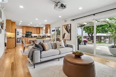 3113 Creekmore Way, San Jose, CA 95148 - Photo 13