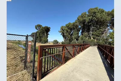180 Hill Ave, Oakley, CA 94561 - Photo 35