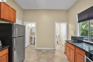 502 Lewis St, Oakland, CA 94607 - Photo 13