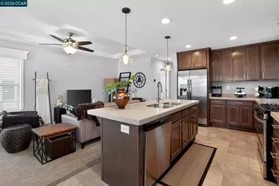 28 Otsego St, Oakley, CA 94561 - Photo 7