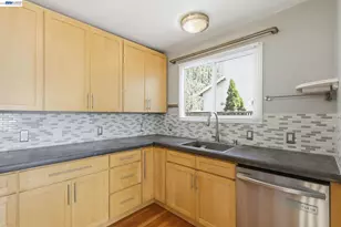 1130 Normandy Dr, Campbell, CA 95008 - Photo 21