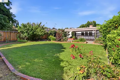 1130 Normandy Dr, Campbell, CA 95008 - Photo 37