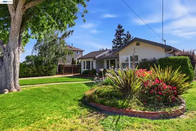 1130 Normandy Dr, Campbell, CA 95008 - Photo 3