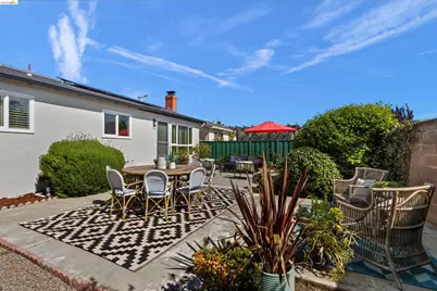 15555 Tilden St, San Leandro, CA 94579 - Photo 27
