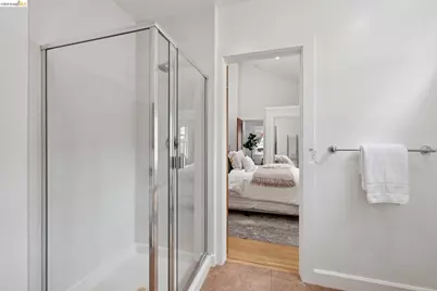 5360 James Ave, Oakland, CA 94618 - Photo 31