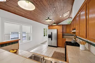 5360 James Ave, Oakland, CA 94618 - Photo 15