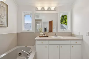 5360 James Ave, Oakland, CA 94618 - Photo 43