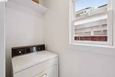 5360 James Ave, Oakland, CA 94618 - Photo 33