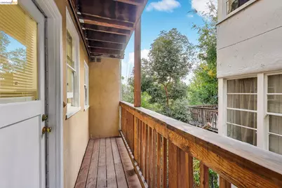 33 Home Place, Oakland, CA 94610 - Photo 11