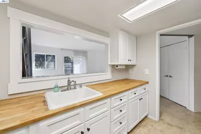 5400 Mountain  Boulevard #340, Oakland, CA 94619 - Photo 5