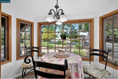 1675 Garnet Ln, Concord, CA 94519 - Photo 9
